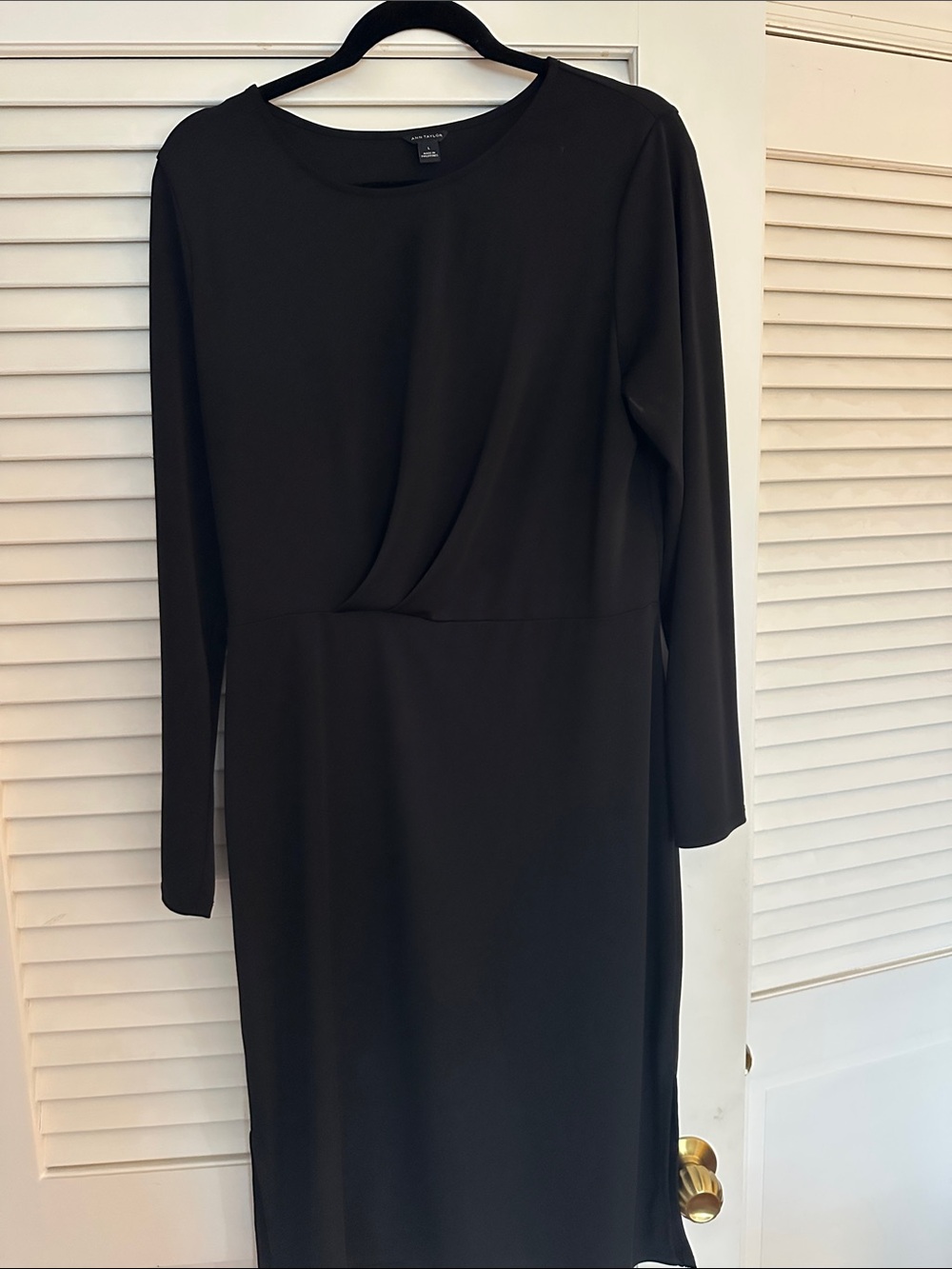 Ann Taylor Black Ruched Sheath Dress Long Sleeve Stretch Knit Size Large